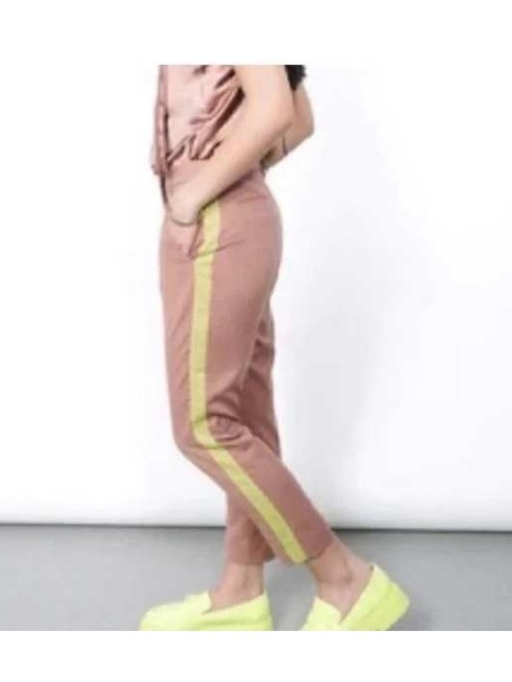 Wildfang Rose Cropped Pants with Yellow Side Stripe Size 4 New in